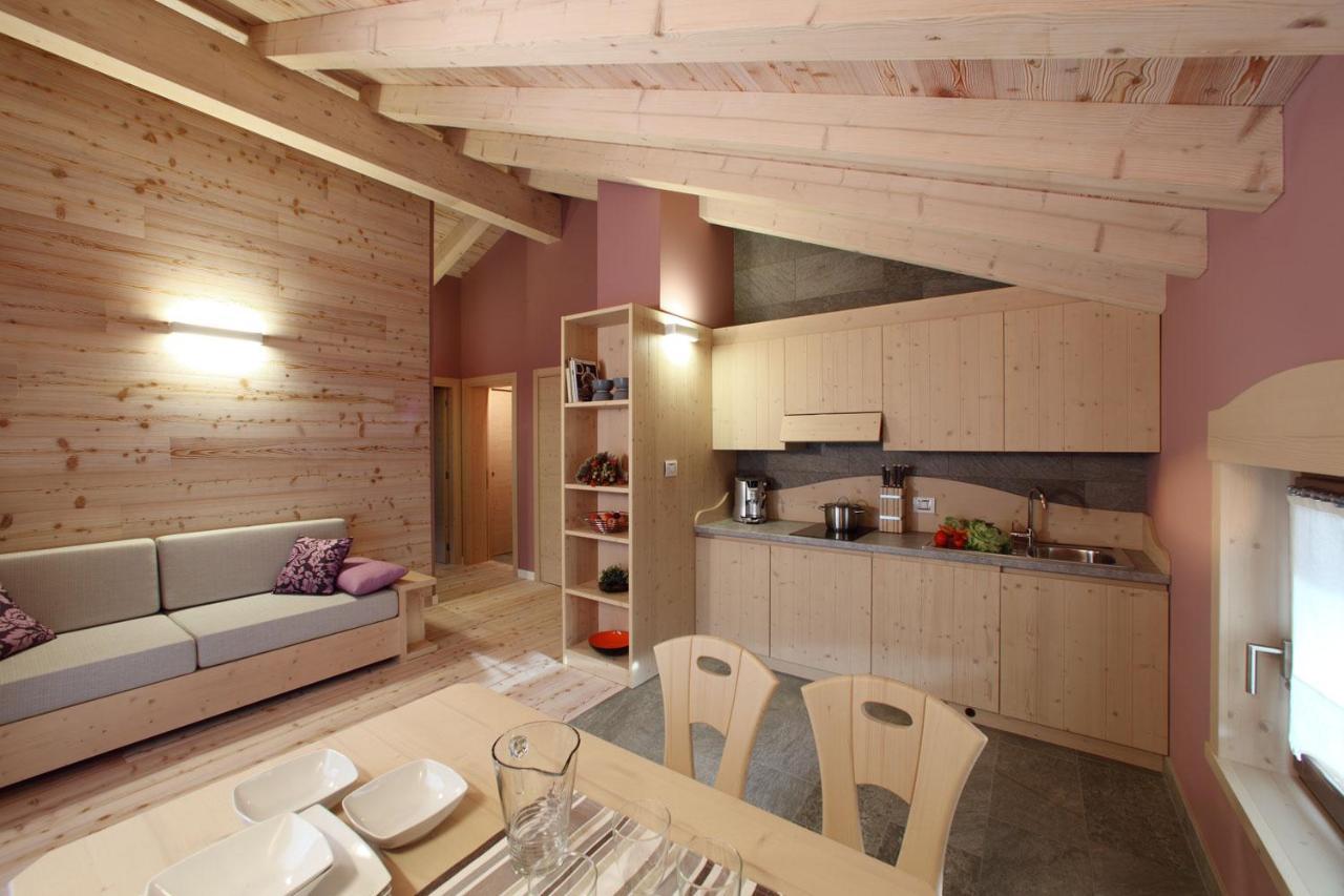 Zoncolan Apartments Sùtrio Buitenkant foto